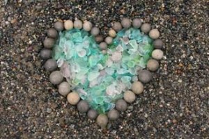 Jane calls this collection: "Beach Glass & Stone with Heart Art"