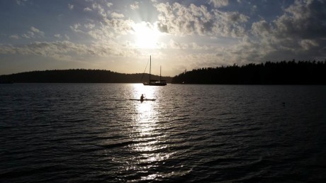 Kayak Sunset - Click to enlarge - Kevin Holmes photo