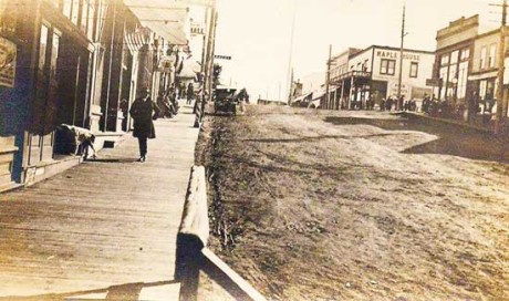 Spring Street 1917 - Contributed Photo