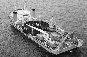 sub-cable-barge